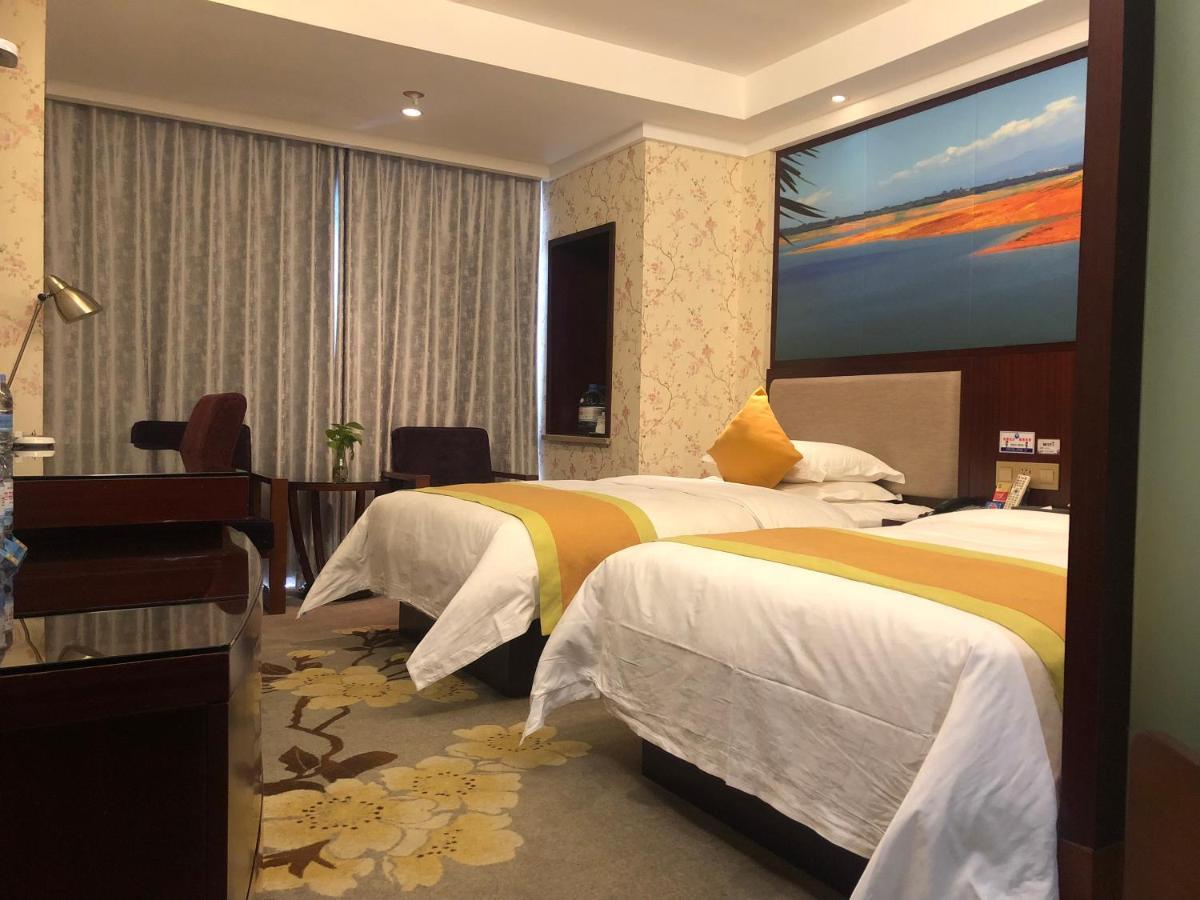 Ruide Hotel Yiwu  Bagian luar foto
